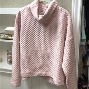 New Balance Quilted Cropped Pullover